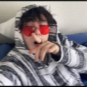 Meet your Posher, Justus